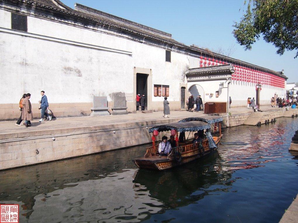 破碎的雕像